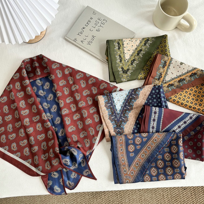 Vintage Fashion Old Money - New Style Old Money Style Paisley