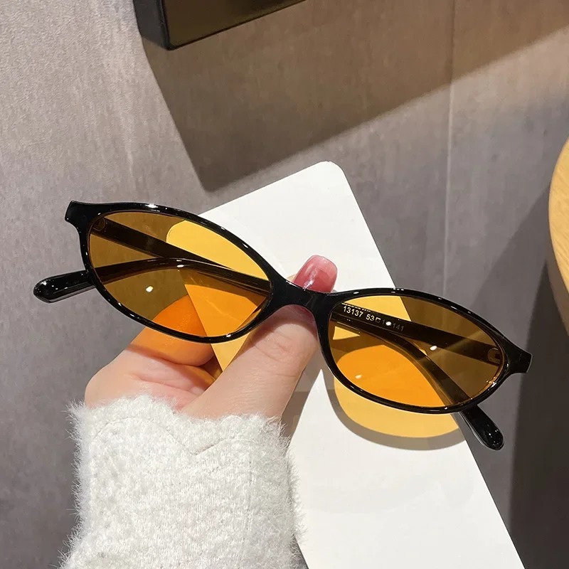 New Retro Sexy Cat Eye Sunglas - đánh giá và giá Vintage Fashion Brands