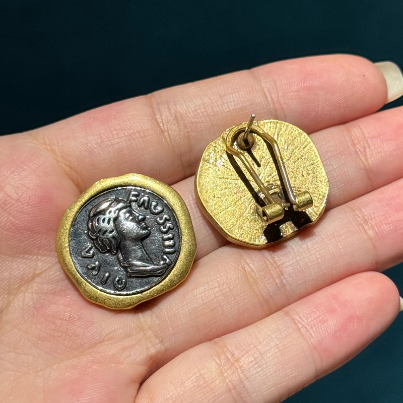 Vintage Beauty Coin Old Money  - đánh giá và giá Vintage Fashion Old Money