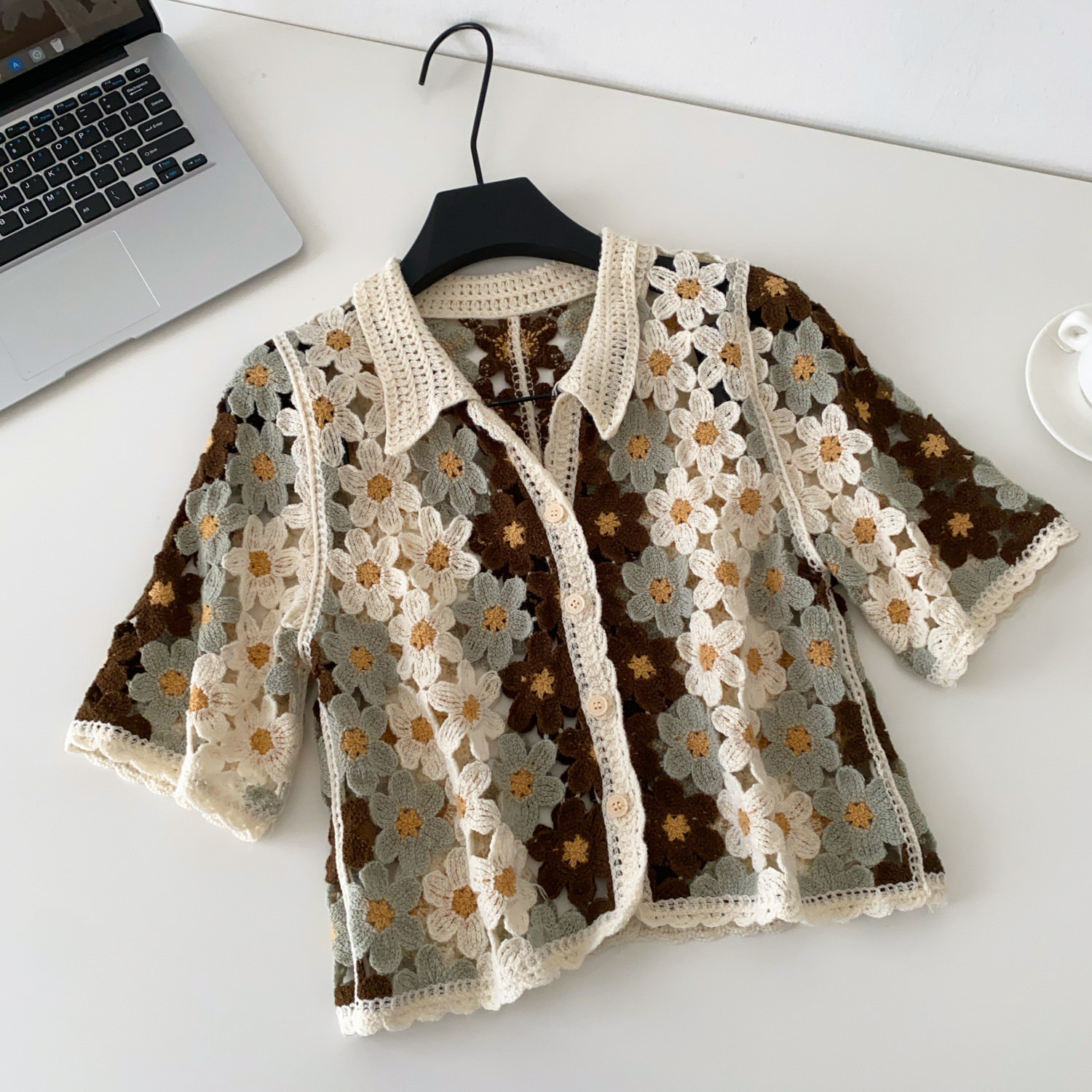 Women's Floral Crochet Cardiga - đánh giá và giá Crochet Top Boho
