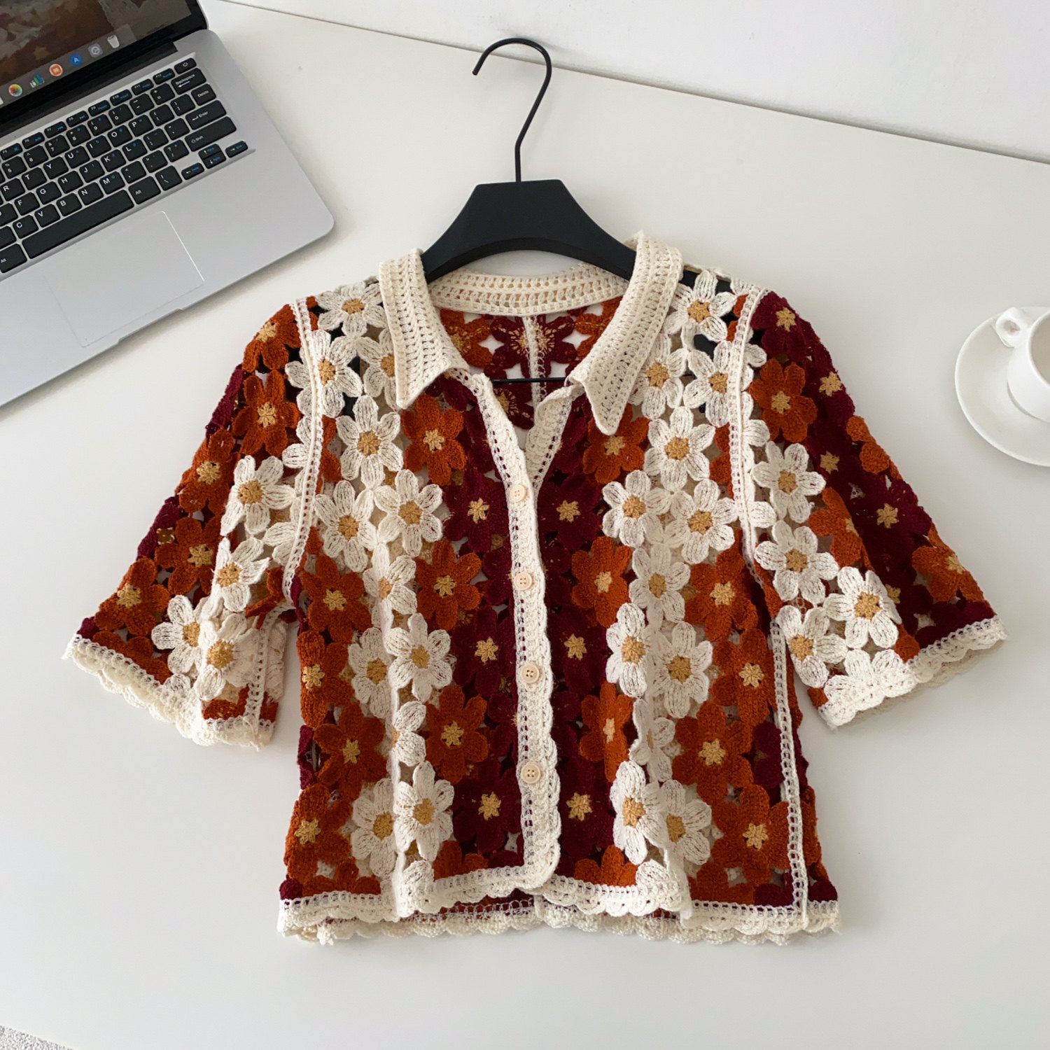 Women's Floral Crochet Cardiga - đánh giá và giá Crochet Top Boho